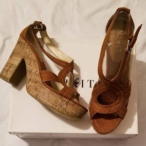 New Mix It heels. Size 8